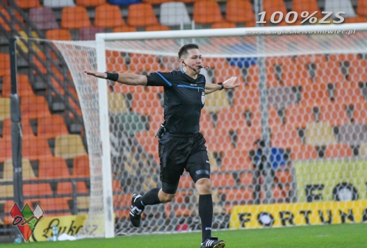 Patryk Gryckiewicz sędzią meczu z Arką