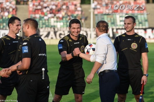 Sebastian Jarzębak sędzią meczu z Jastrzębiem