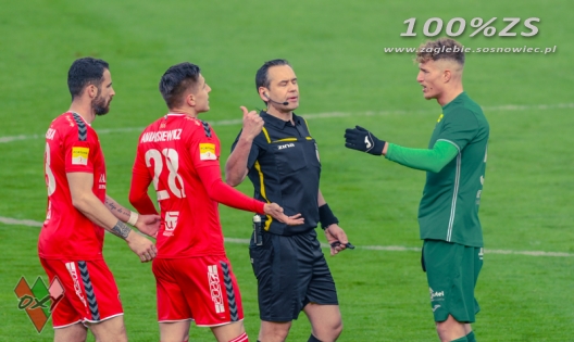 Artur Aluszyk sędzią meczu w Olsztynie