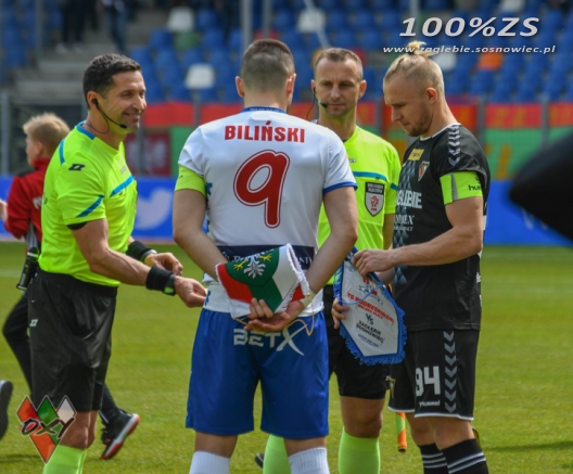 Sebastian Jarzębak sędzią meczu z Górnikiem