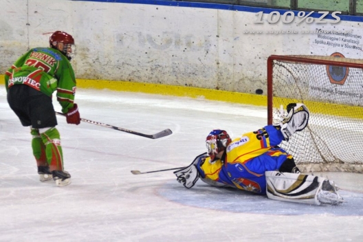 Hokeiści wygrali z Podhalem