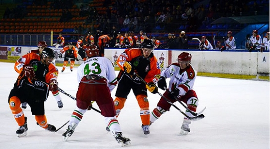 Hokeiści przegrali z Jastrzębiem