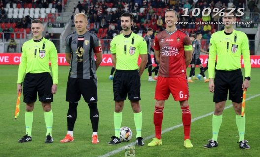 Szymon Łężny sędzią meczu w Krakowie