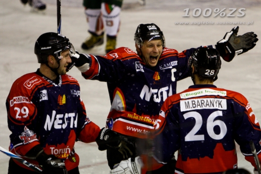 Hokej: Zagłębie przegrało z Nestą ( + galeria)