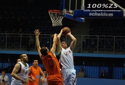 Koszykarze rozjechali Mickiewicza (opis + galeria)