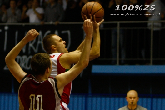 Rekordowe zwycięstwo koszykarzy (opis + galeria)